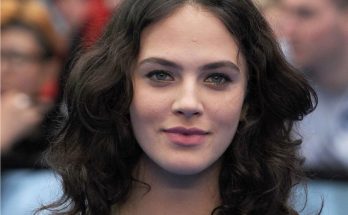 Jessica Brown Findlay Without Cosmetics