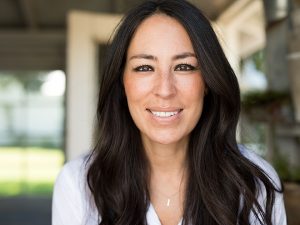 Joanna Gaines Without Makeup - No Makeup Pictures - Makeup-Free Celebs